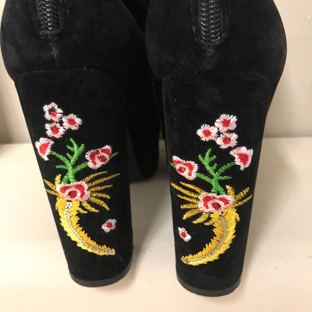 BooHoo Platform Velvet Dragon Embroidered Booties - Picture 8 of 15